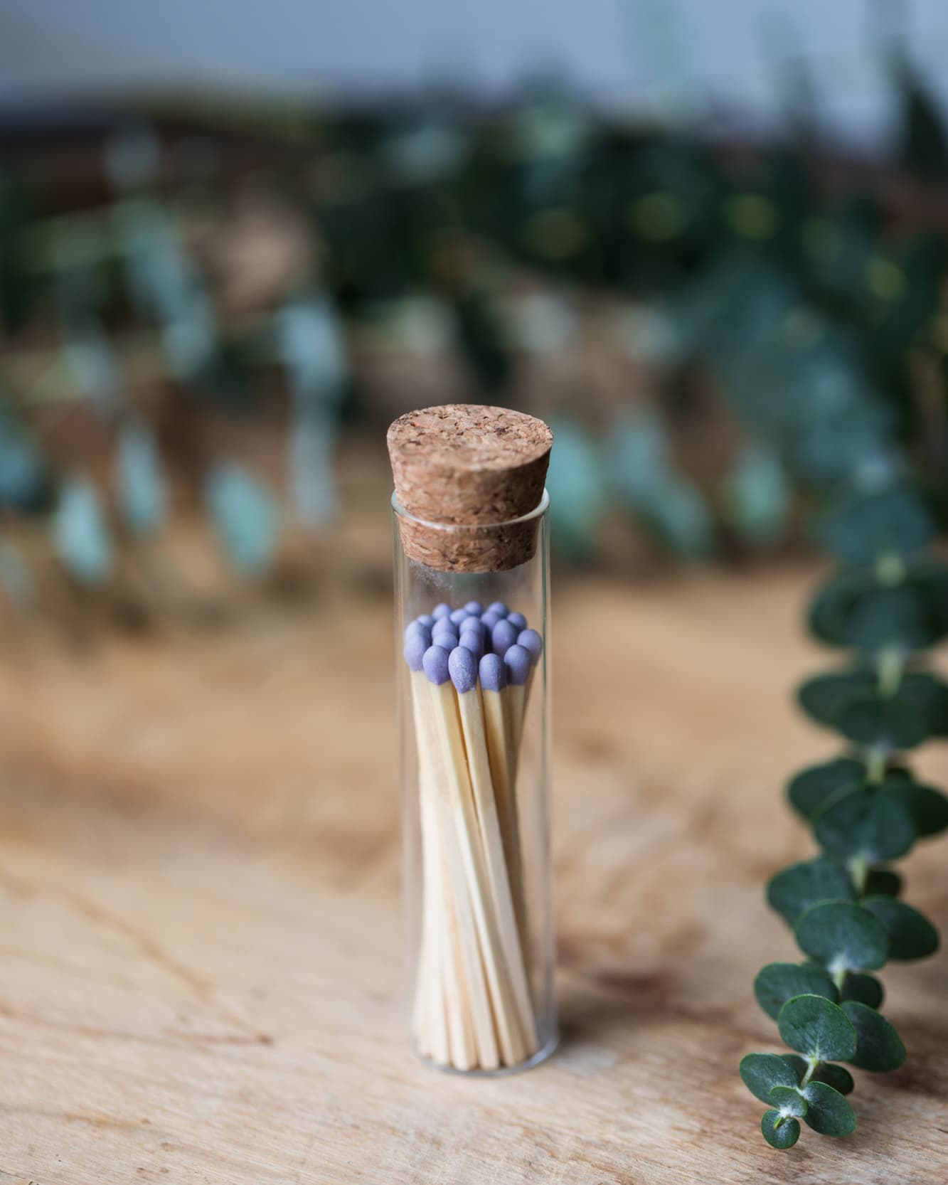 NOMZ 3" lilac matches with striker