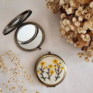 Quince fables Floral Embroidered Compact Mirror, Collection Sophia