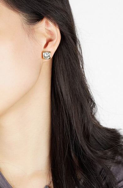 FAB CLASSIC SQUARE SWAROVSKI STUD EARRINGS