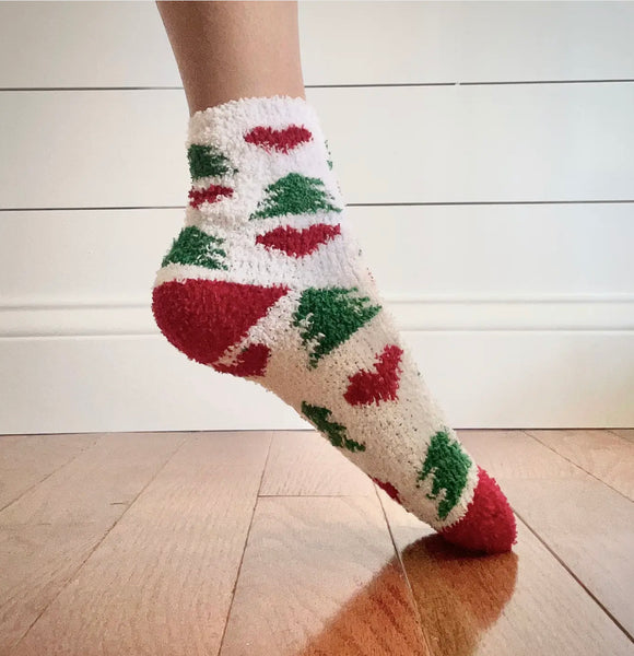 IZZIES ASSORTED HOLIDAY SOCKS