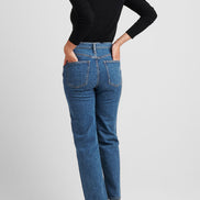 SILVER HIGHLY DESIRABLE STRAIGHT BOTTOM