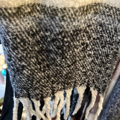 CATHERINE LILLYWHITES STRIPE SCARF